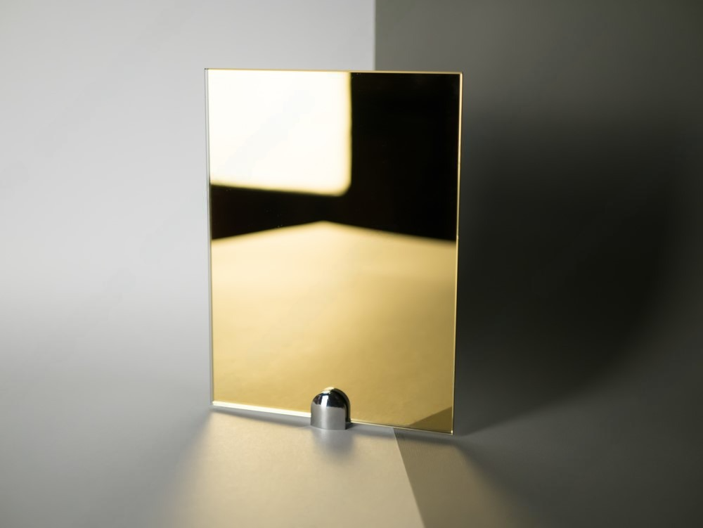 ЗЕРКАЛО ТОНИРОВАННОЕ ЛАЙТ ГОЛДЕН МИРРОР (LIGHT GOLDEN MIRROR) ЗОЛОТОЕ 4 ММ